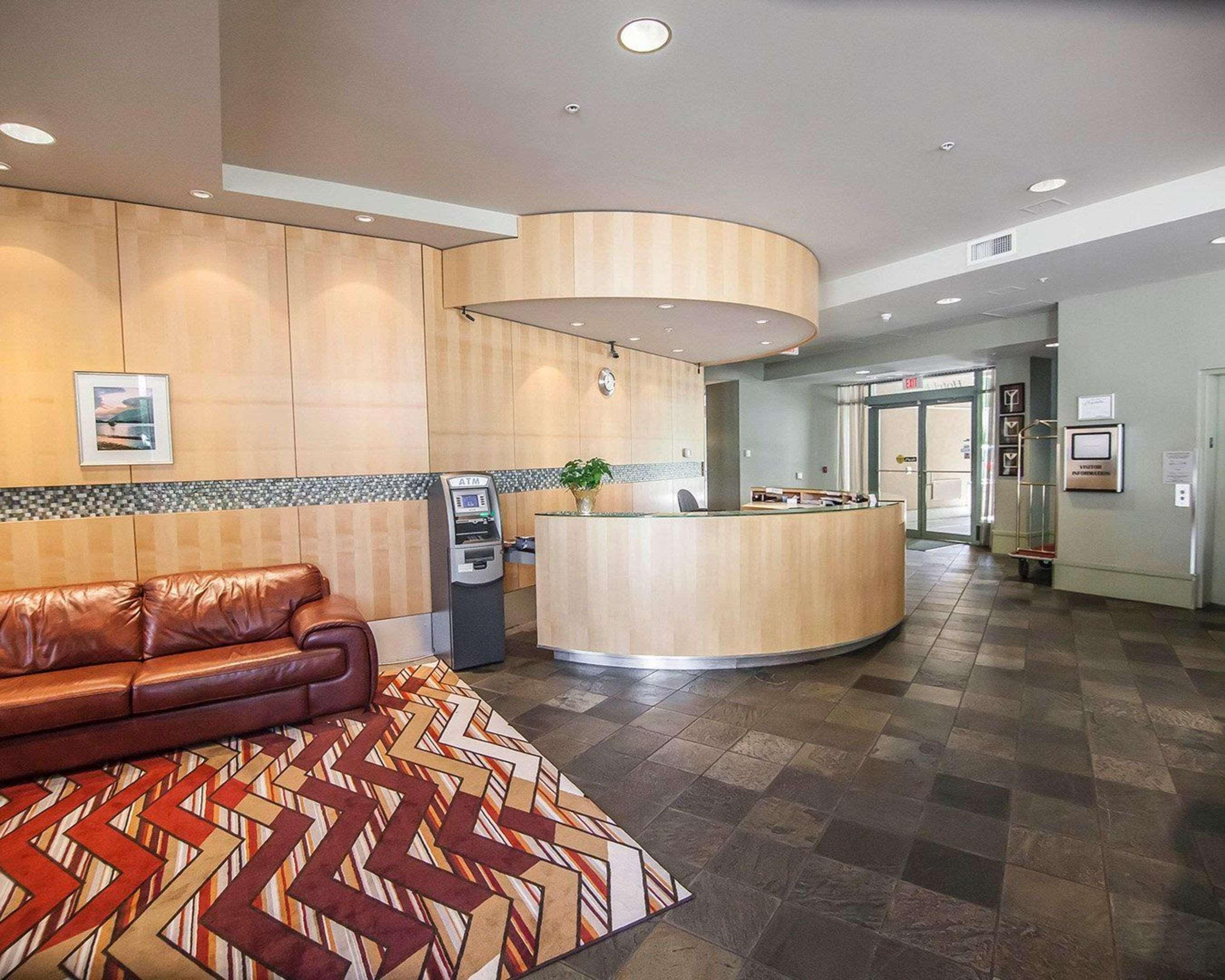 Quality Hotel Airport South Richmond Exterior photo